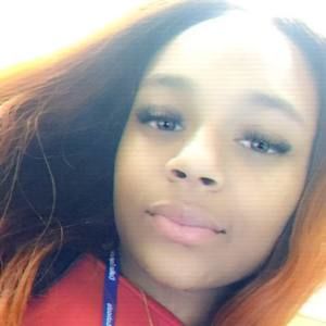 Meet your Posher, Janydra